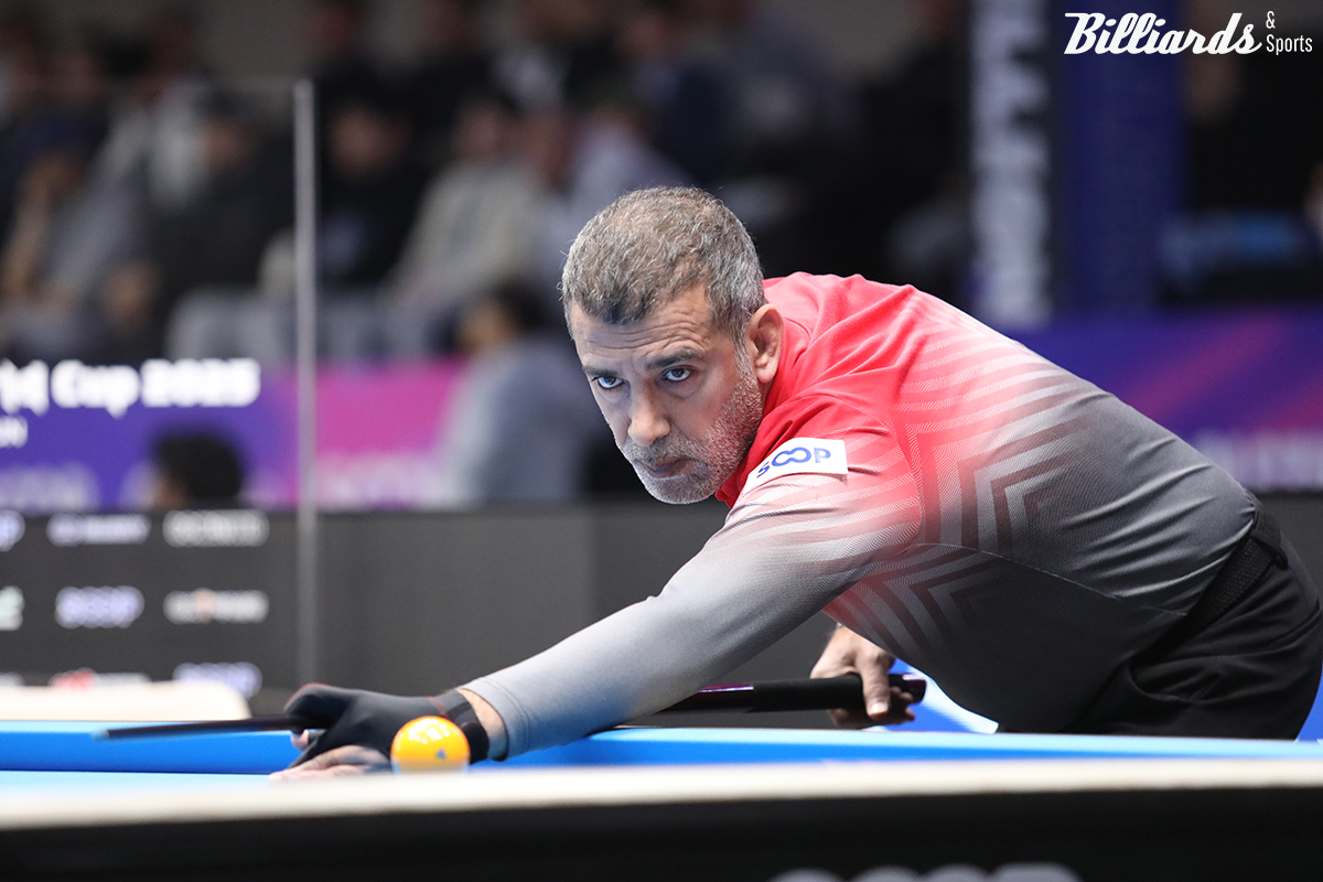 황봉주의 추격을 따돌리고 어렵게 8강에 진출한 타이푼 타슈데미르(튀르키예).