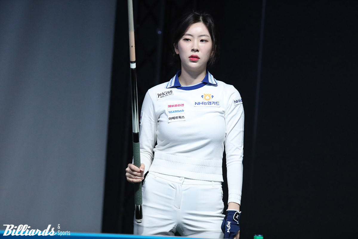 정수빈은 세트스코어 2-1로 앞선 4세트를 9:2로 크게 앞서며 승리까지 단 2점을 남겨뒀으나, 마무리가 어려워지면서 끝내 역전을 허용했다.