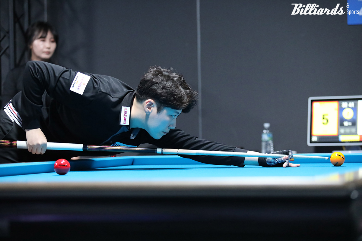 세트스코어 2-1에서 아쉽게 역전패를 당한 백민주.