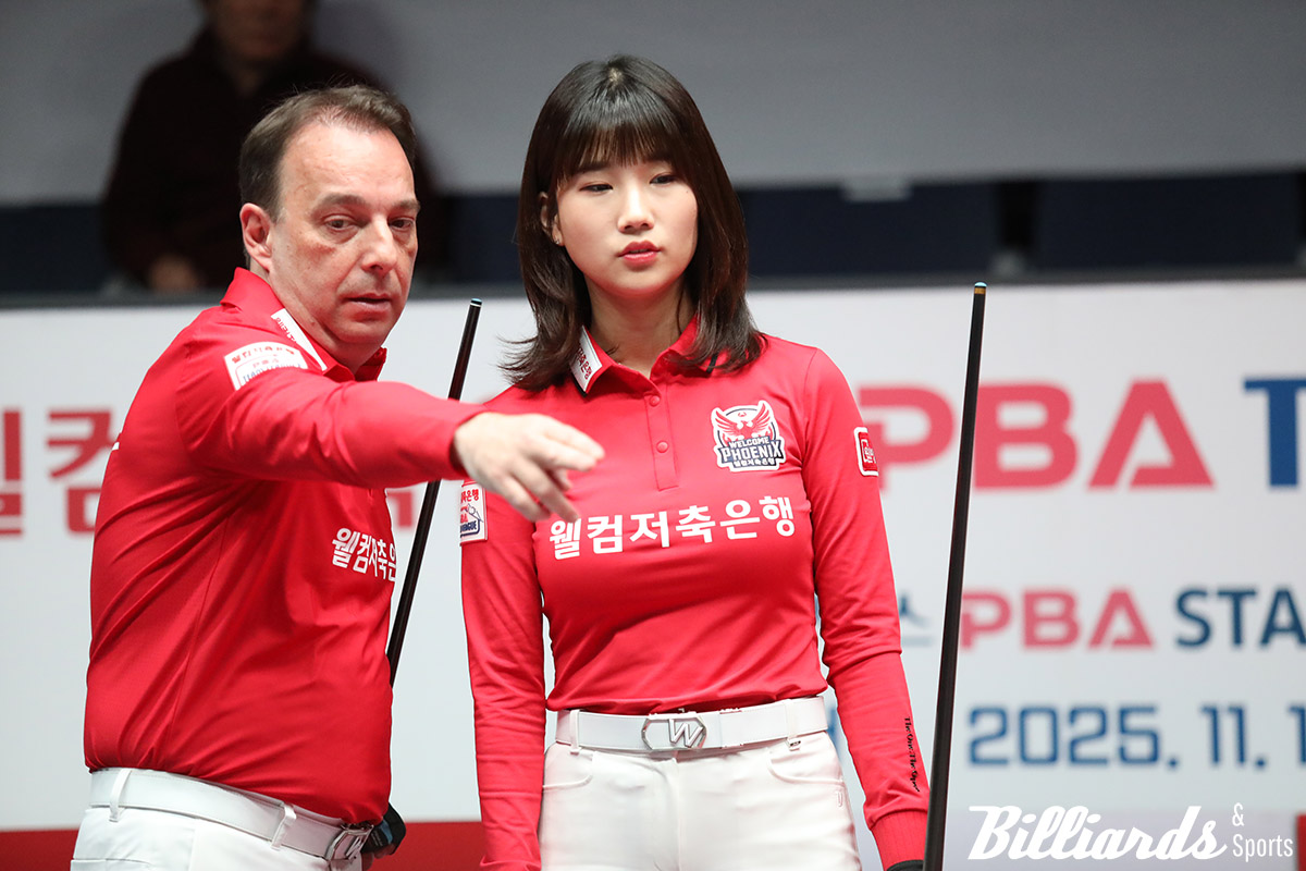 4세트에 주장 다니엘 산체스와 9:0의 승리를 거둔 용현지.