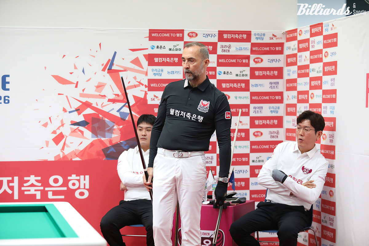 사이그너는 1세트와 3세트에서 모두 패했다.