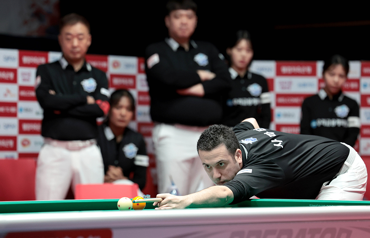 다비드 사파타(스페인)는 3세트에서 이상대(휴온스)를 꺾고 팀의 3-0 리드를 이끌었다.