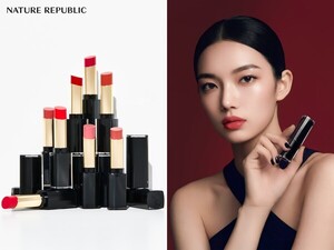 네이처리퍼블릭, '립스튜디오 인텐스 새틴 뉴블랙' 8종 출시 - 뉴스 썸네일 이미지
